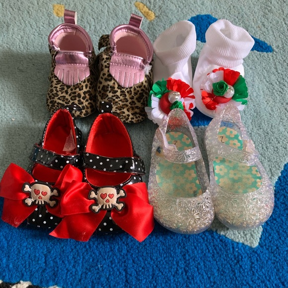 Baby girl 0-3 month clothing bundle - Picture 6 of 10